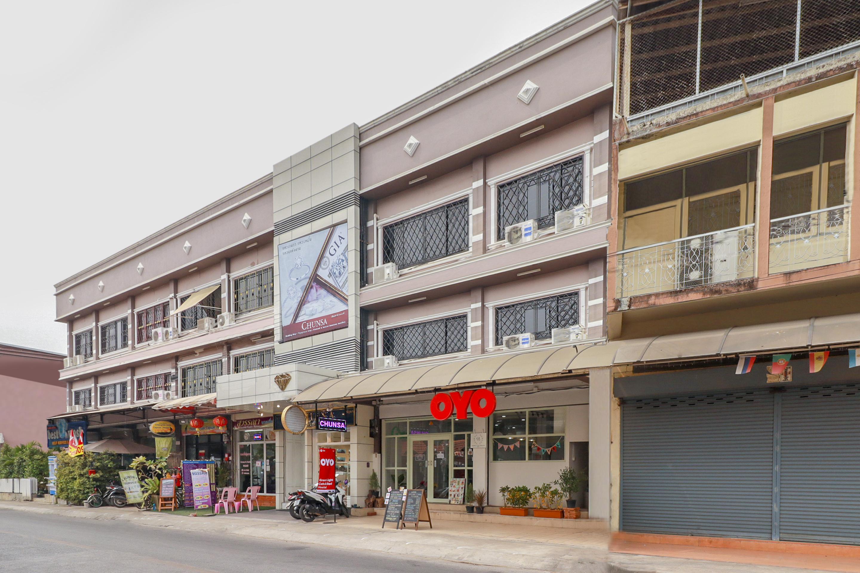 Happy House Hostel